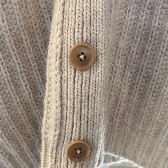 Like New Banana Republic womens sweater sz S - Picture 3 of 7